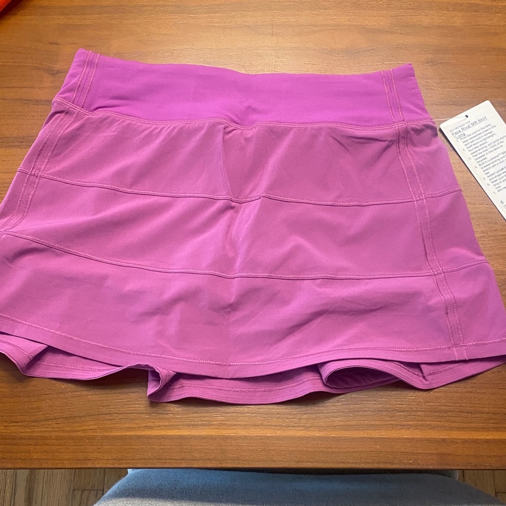 Lululemon pace rival skirt